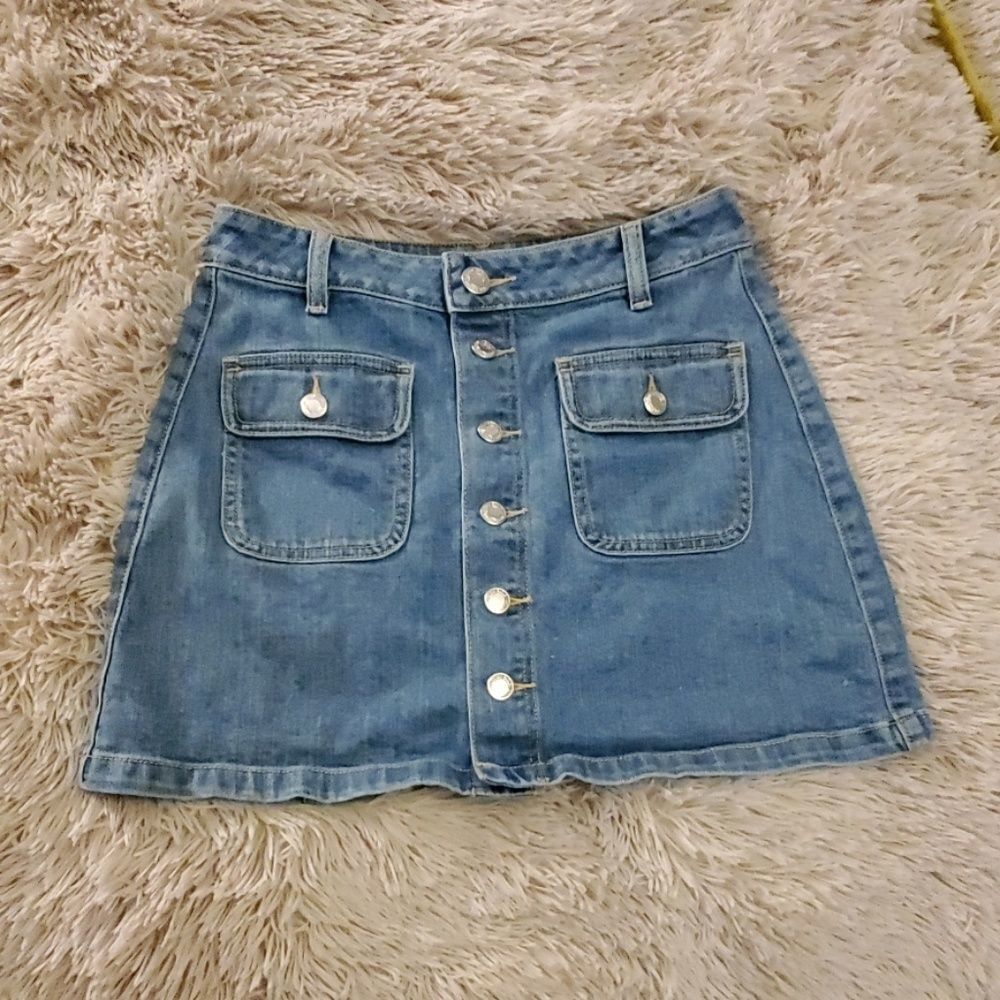 Button down jean American Eagle skirt size 2